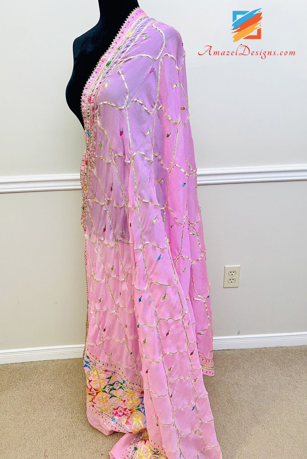 Aari Work Rosa Fulkari Con Pizzo Samosa