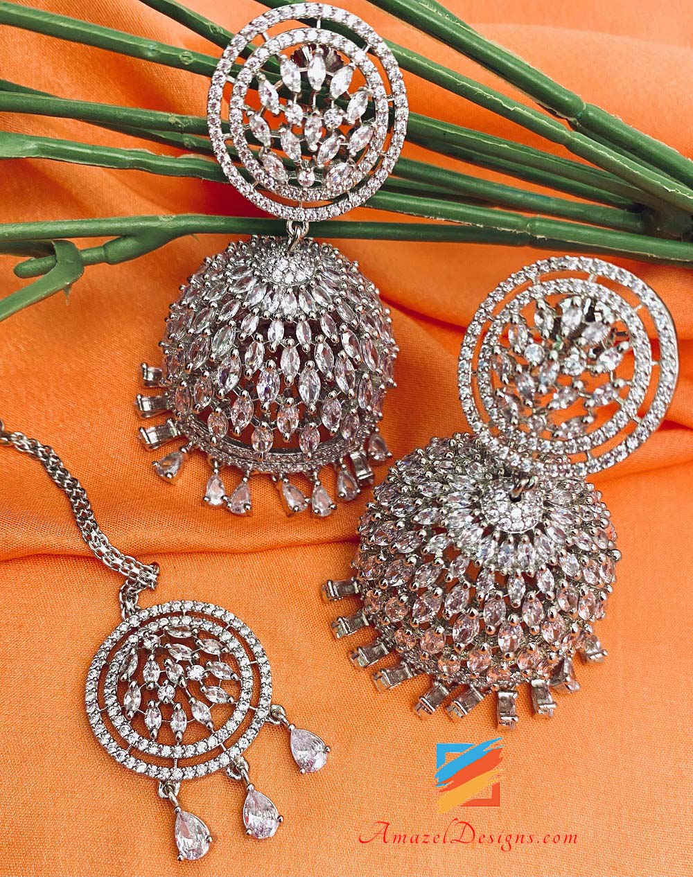 American Diamond (AD) Silber Jhumka Ohrringe Tikka Set