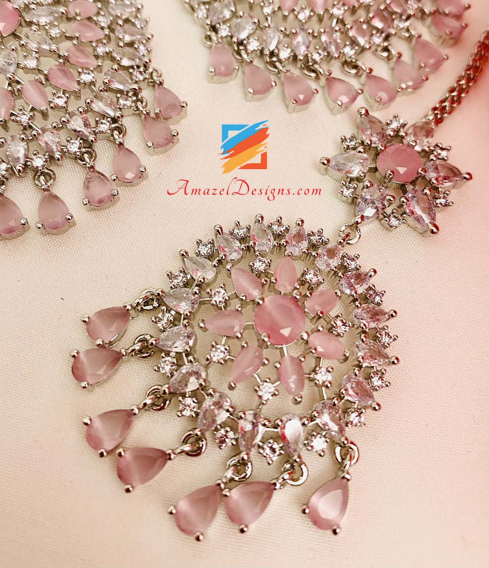 American Diamond (AD) Silber Rosa Ohrringe Tikka Set