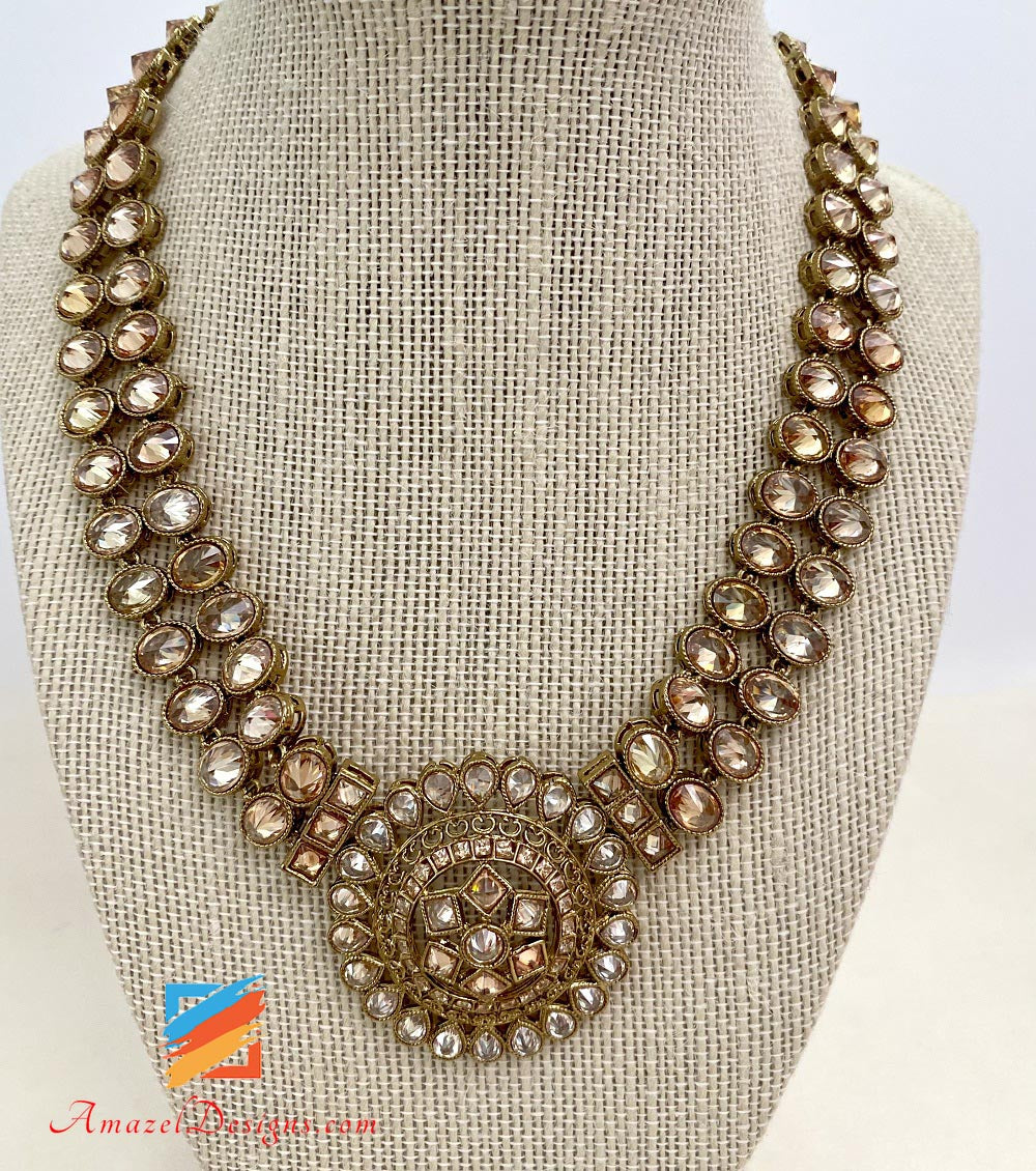 Champagne Polki Collana Orecchini Tikka Set