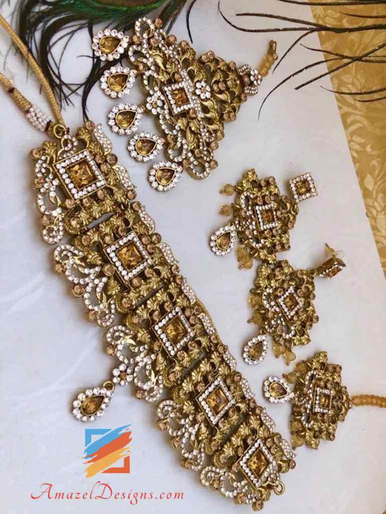 Set girocollo in pietra color argento ramato con Tikka e Passa