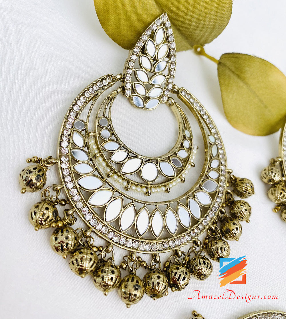 Set Tikka con orecchini oversize a specchio in oro opaco