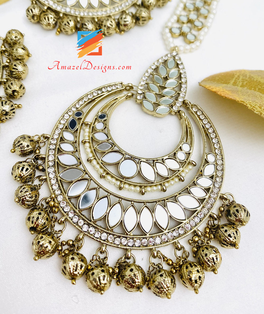 Set Tikka con orecchini oversize a specchio in oro opaco