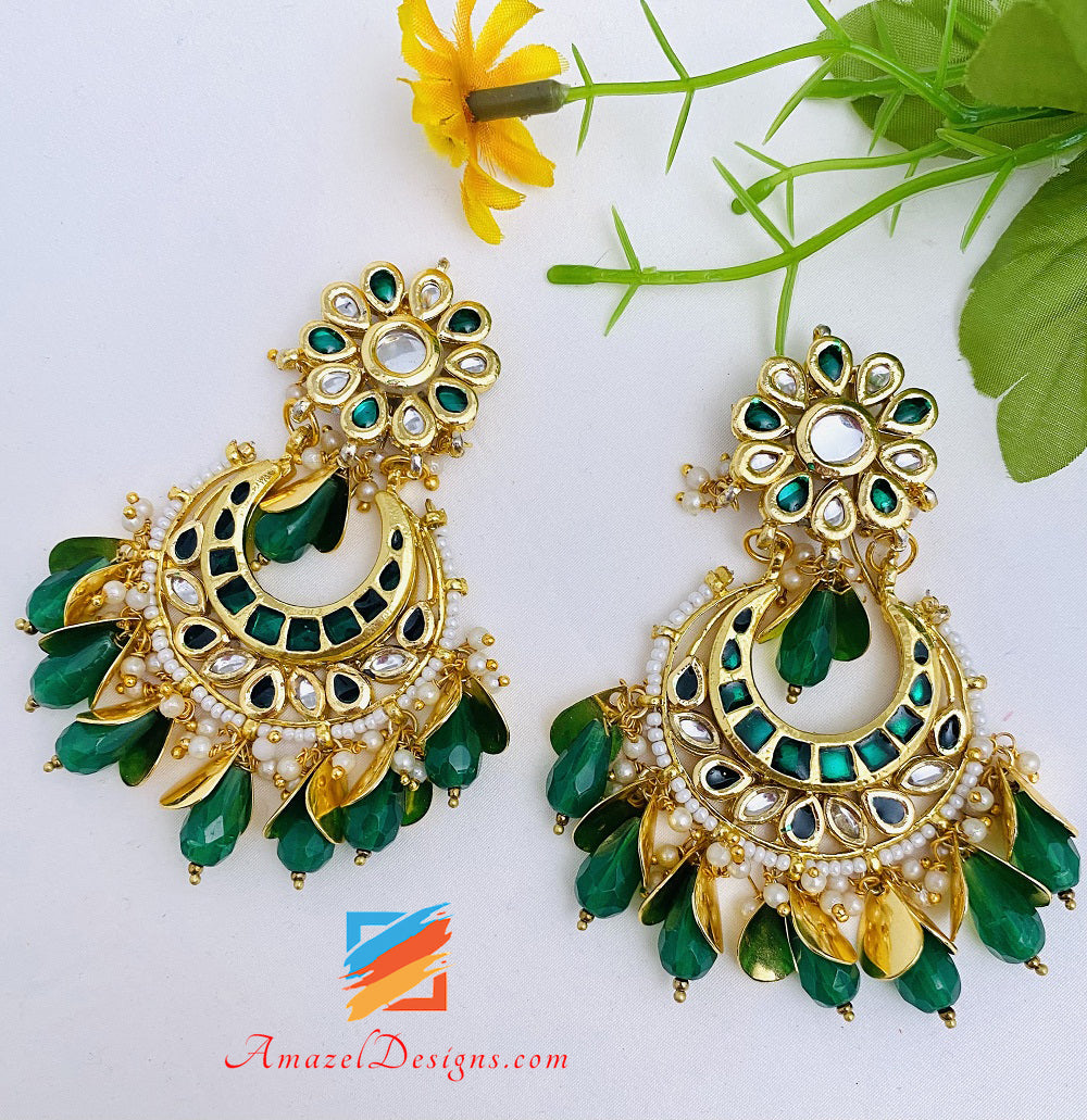 Emerald Green Pippal Patti Kundan Earrings Tikka Set