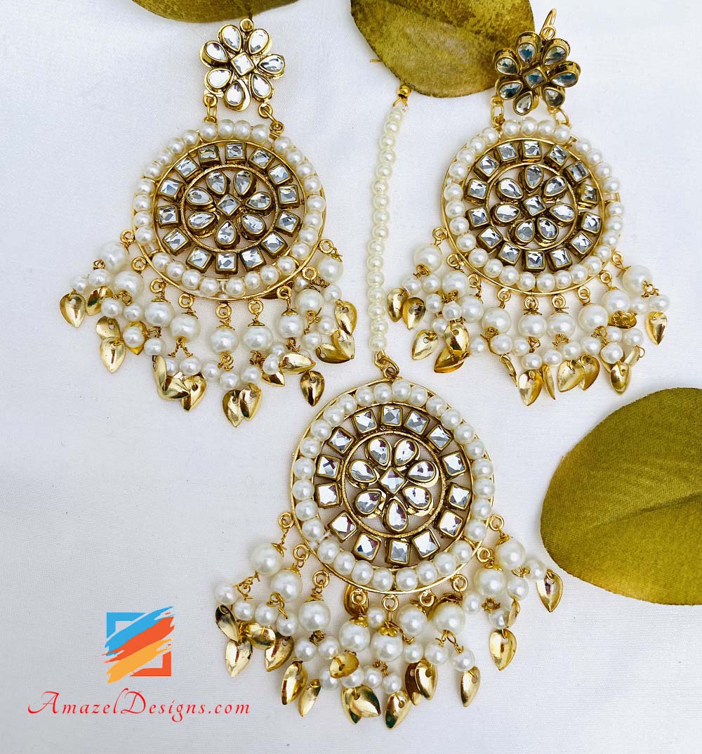 Extremely Lightweight Kundan Golden Pippal Patti Necklace Earrings Tikka Set