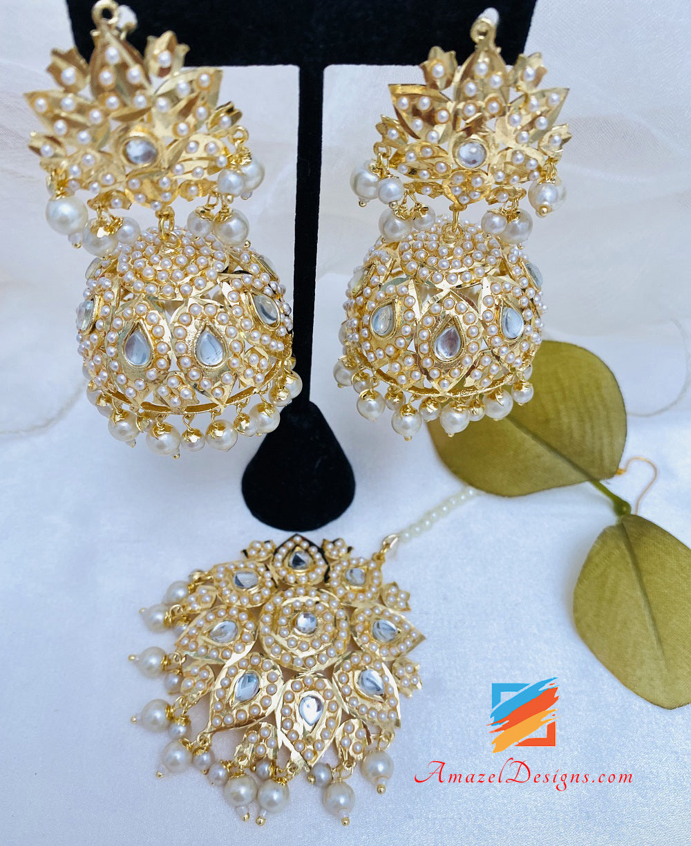 Golden Jadau Kundan Pippal Patti Jhumki Earrings Tikka Set