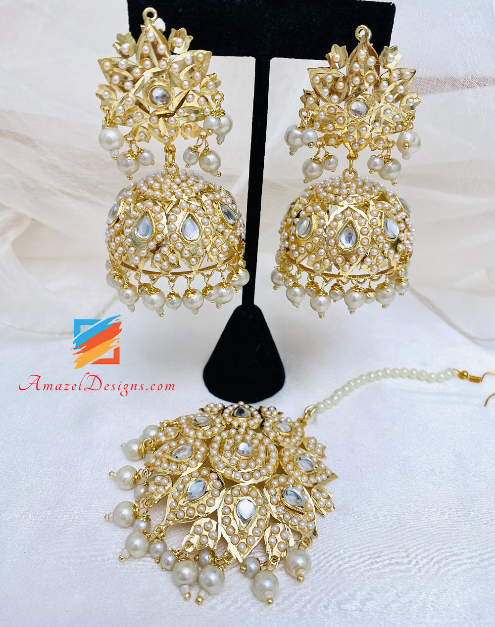 Goldene Jadau Kundan Pippal Patti Jhumki Ohrringe Tikka Set