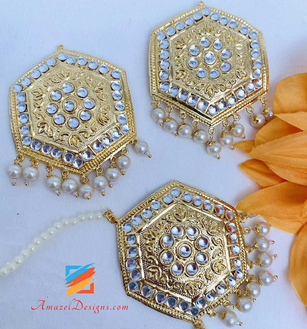 Golden Lightweight Kundan Choker Necklace Studs Earrings Tikka Set