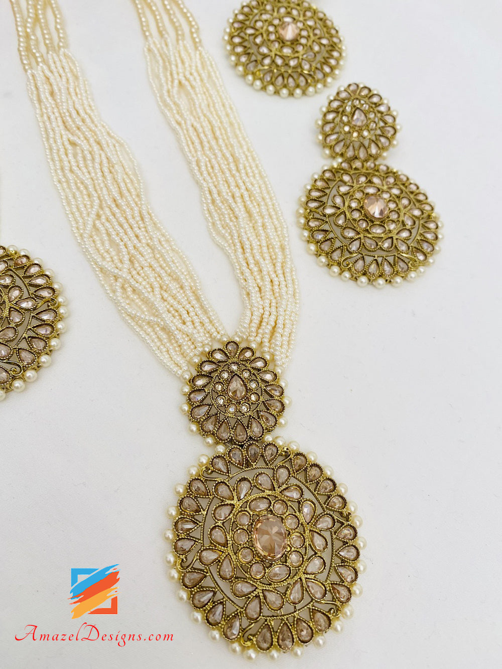 Goldene lange Mala Rani Haar Polki Ohrringe Tikka Set