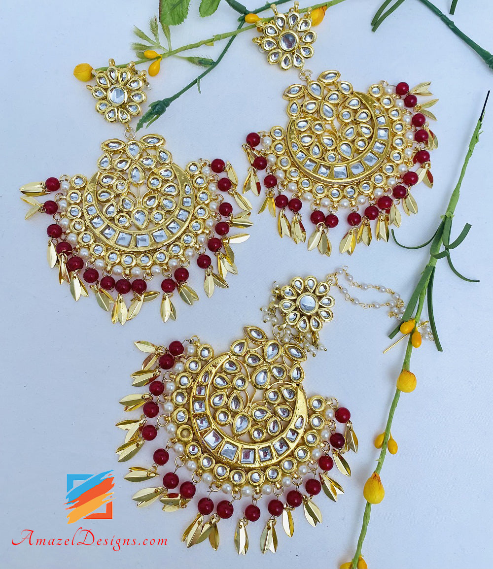 Golden Maroon Pippal Patti Kundan Orecchini oversize Tikka Set
