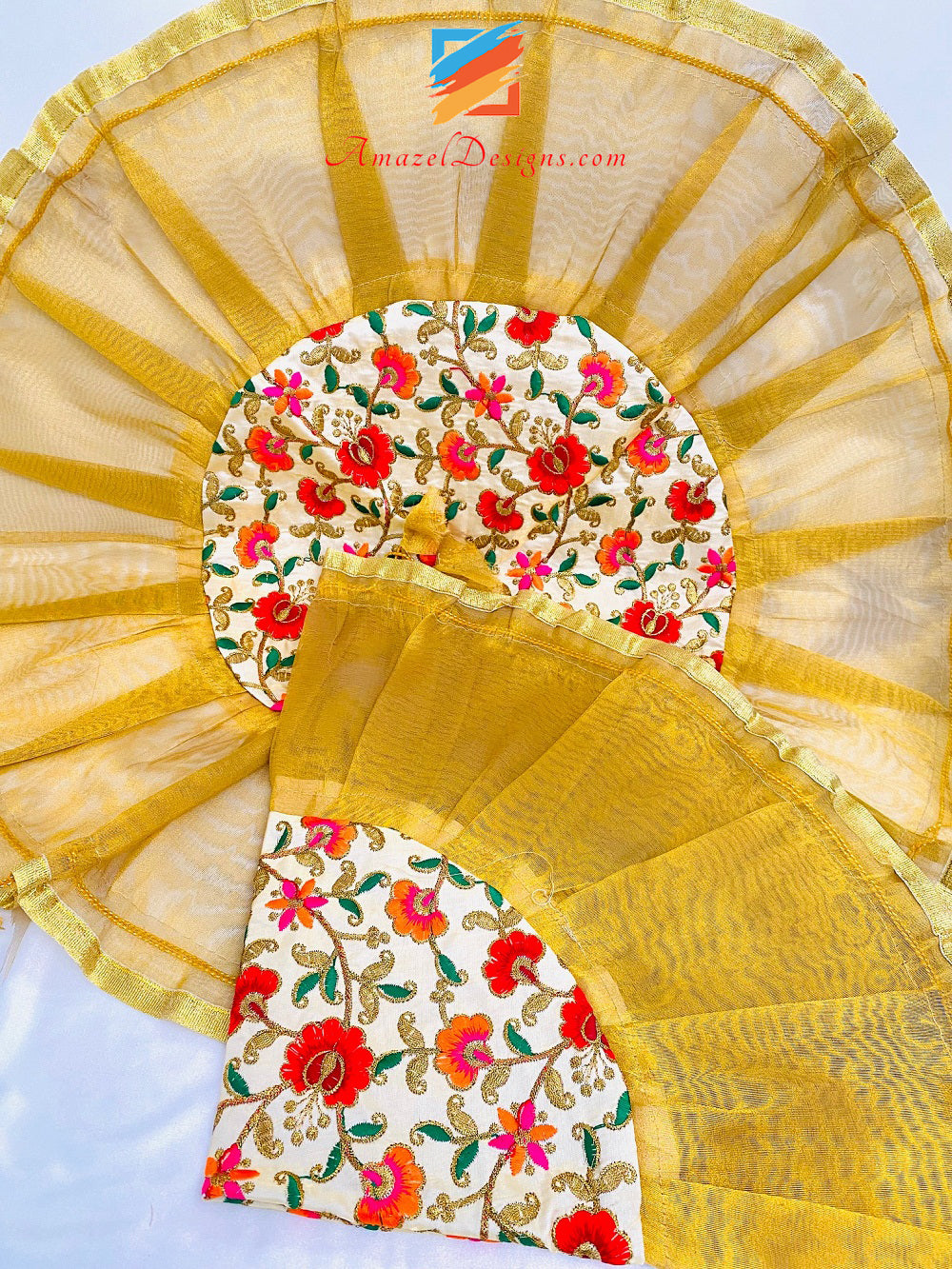 Shagan Rumal multicolore dorato