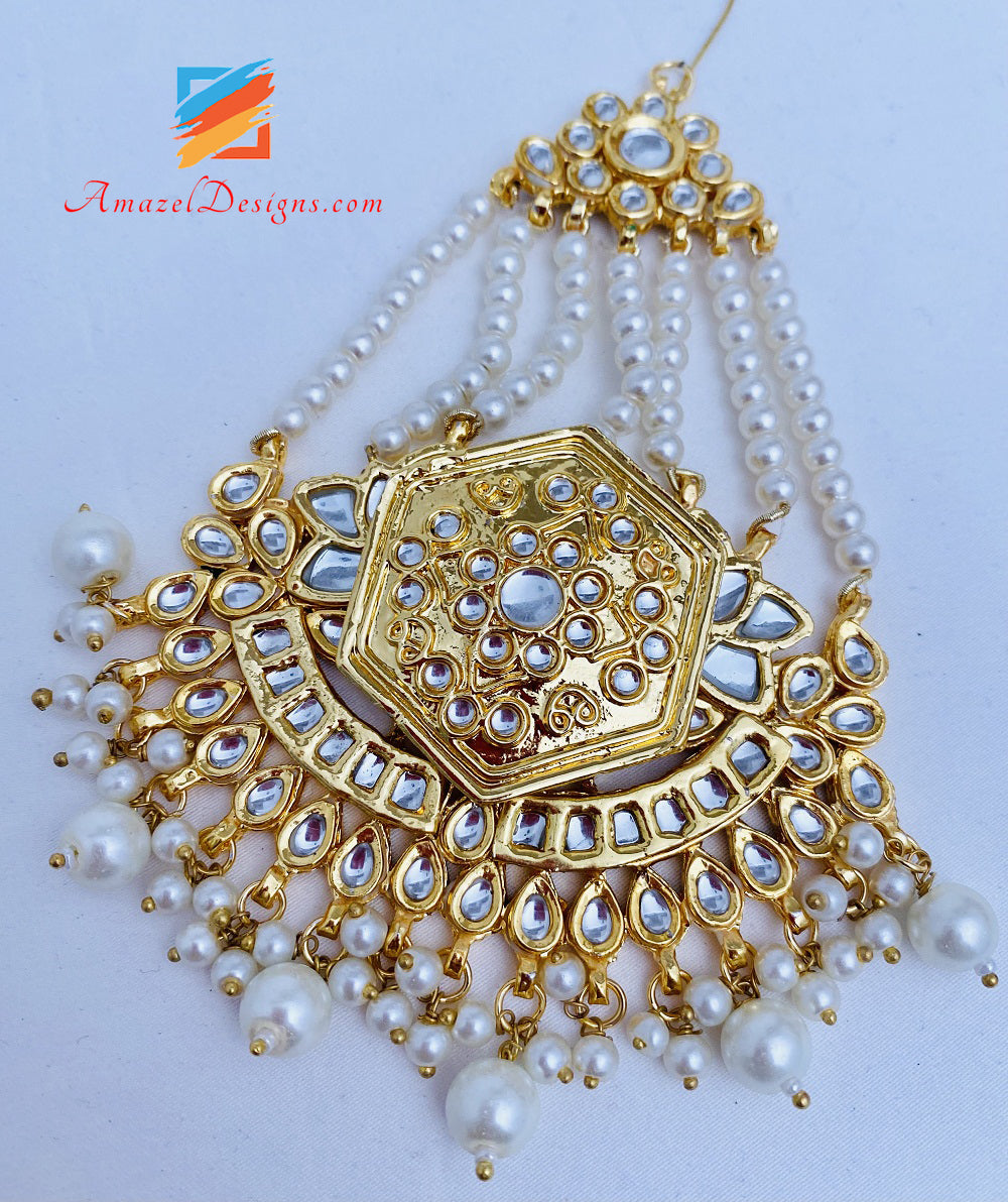 Golden Painted Kundan Earrings Tikka Passa Set