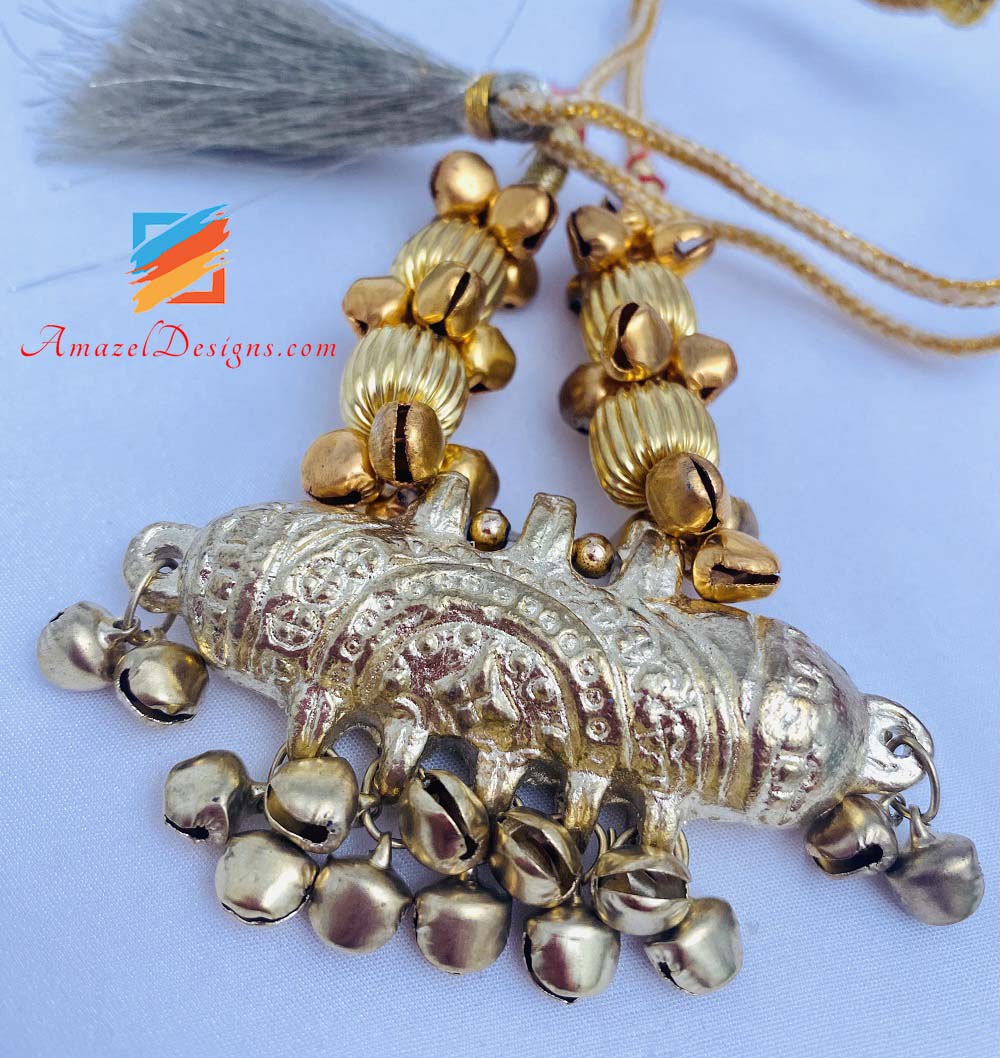 Goldenes traditionelles Jugni
