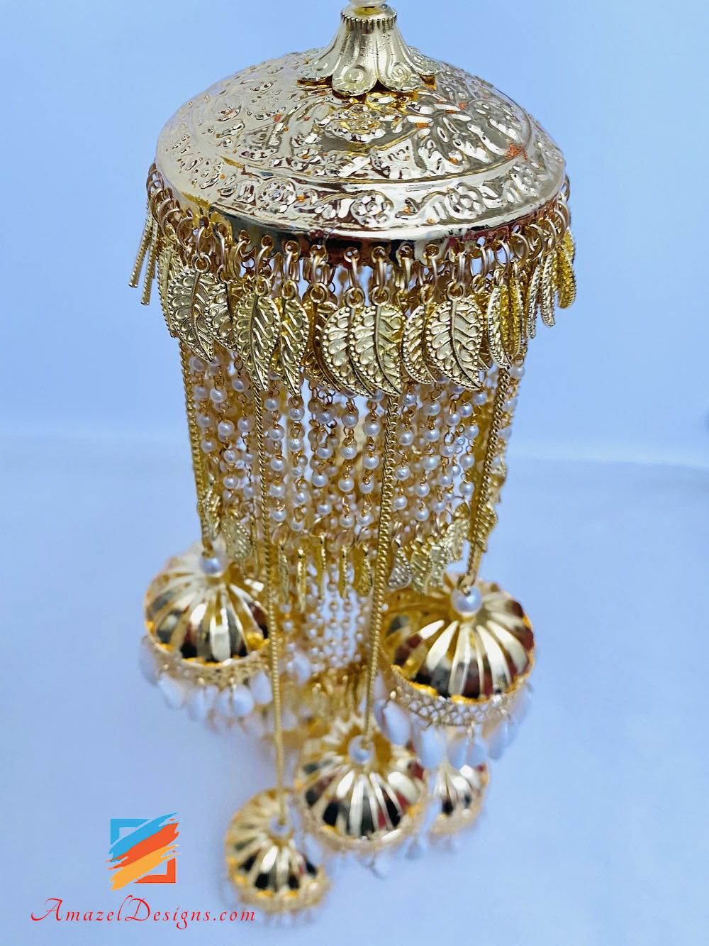 Golden Traditional Kaudiyaan (Shells) Kaleerey