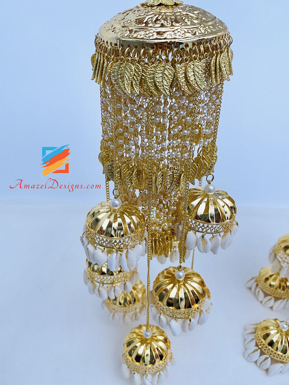 Golden Traditional Kaudiyaan (Shells) Kaleerey