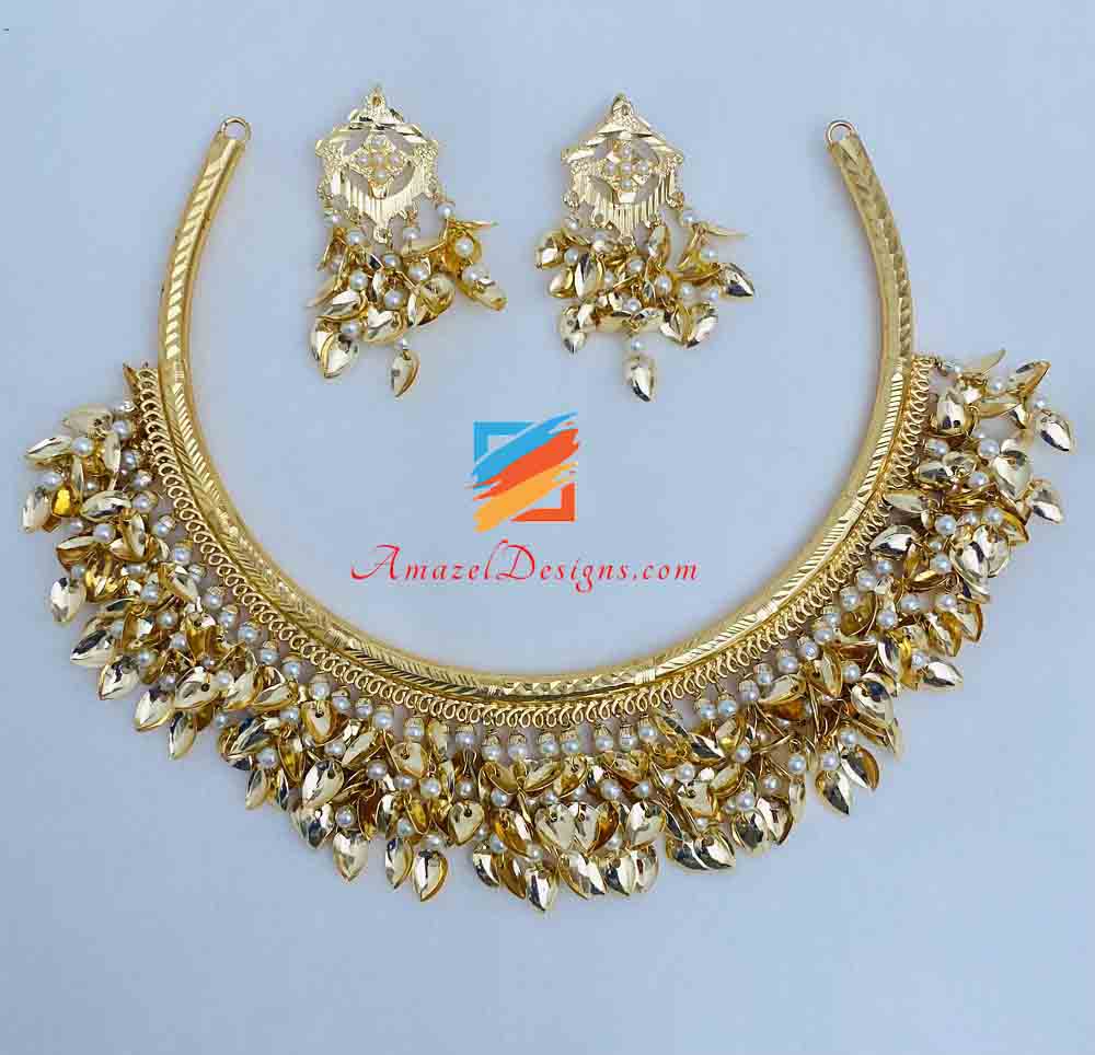 Golden Traditional Pippal Patti Hansuli Necklace Earrings