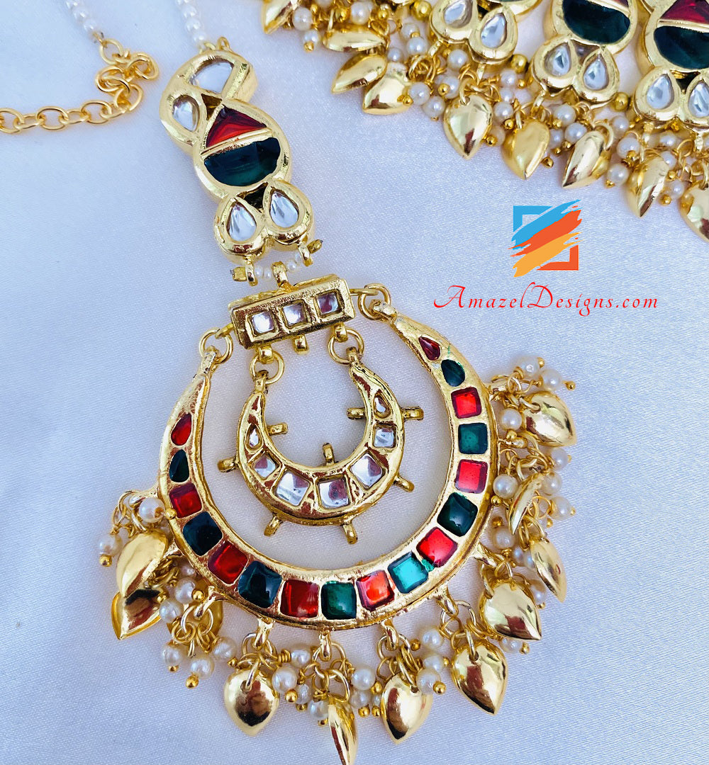 Golden multicolore Kundan Pippal Patti collana orecchini set Tikka