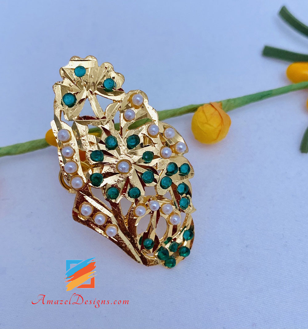 Green Emerald Golden Jadau Ring
