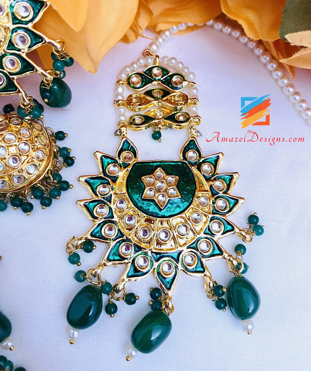 Grüne Smaragd Kundan Chandbali Jhumki Ohrringe Tikka Set