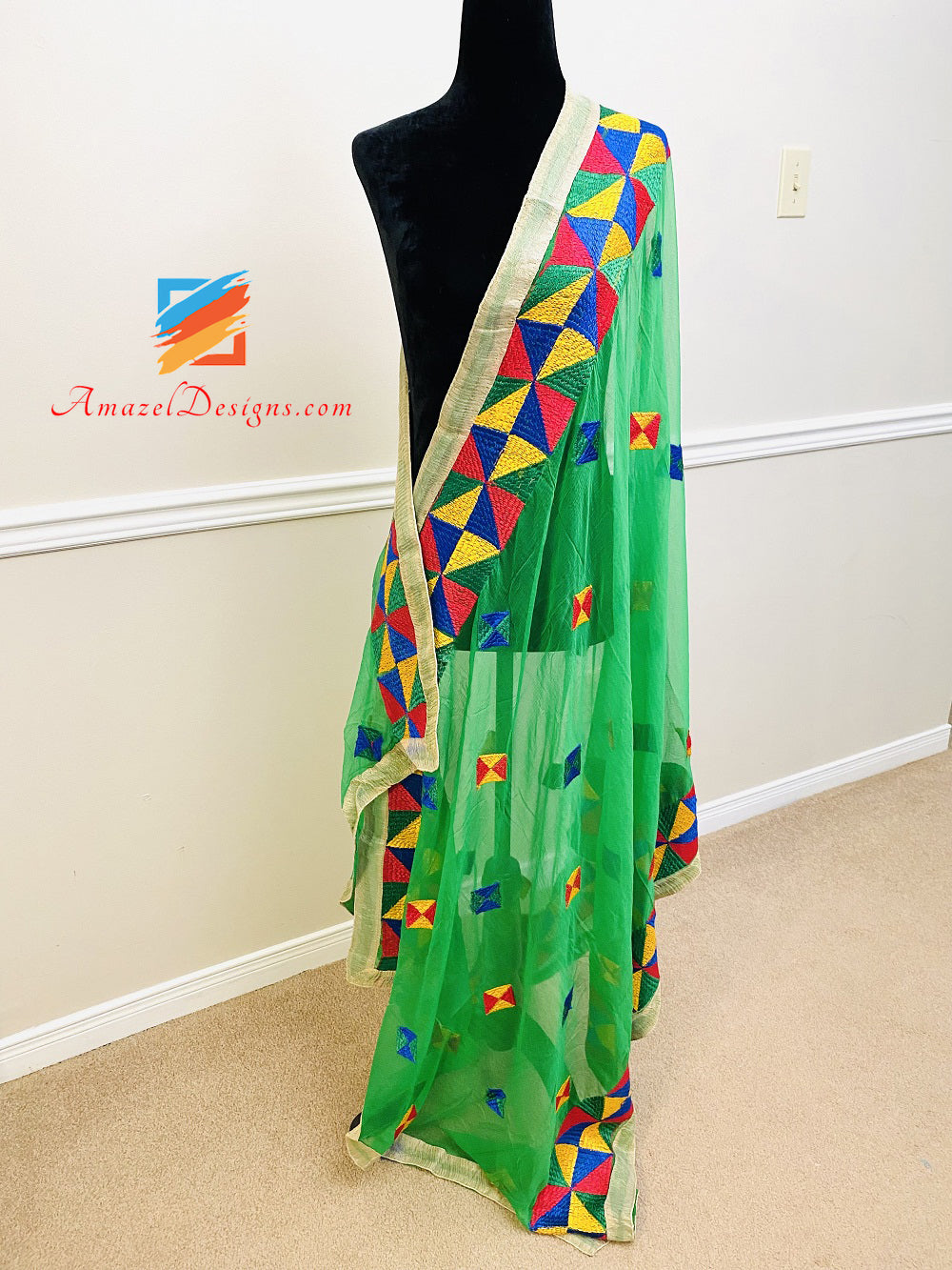Green Lightweight Multicoloured Thread Fulkari