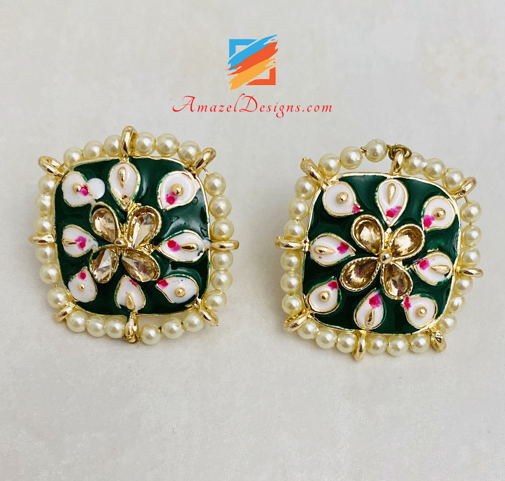 Borchie Meenakari dipinte di verde