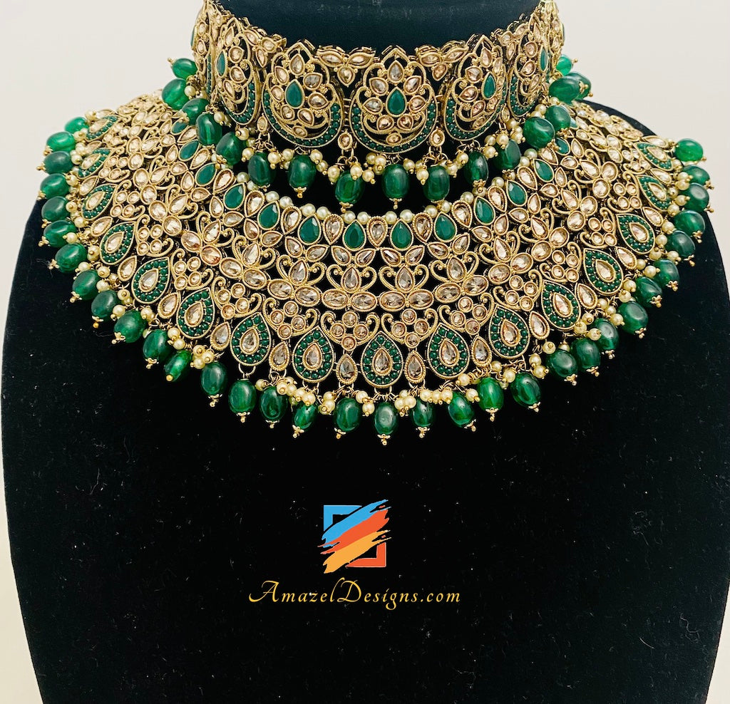 Collana da sposa Polki verde (smeraldo) Orecchini girocollo Set Tikka e Passa