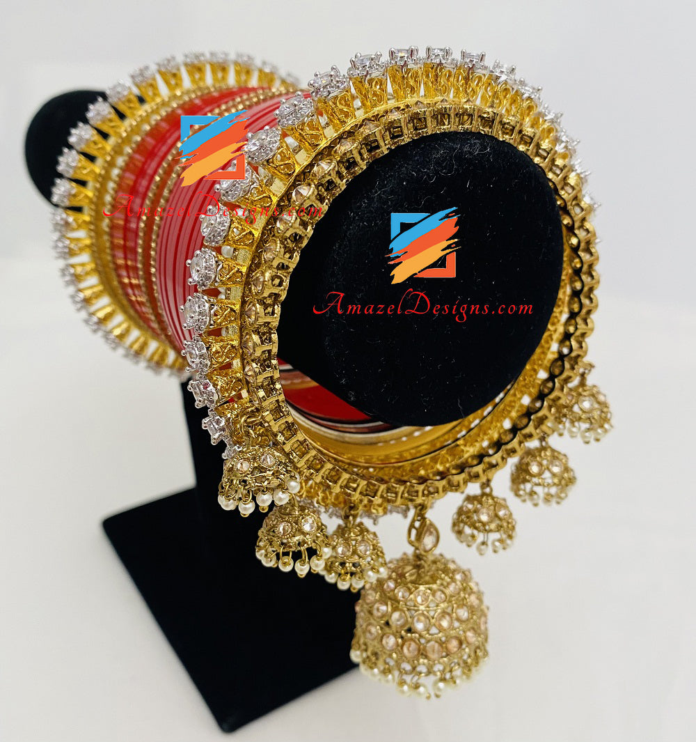 Gold-/Roségold-Chooda mit hochwertigen amerikanischen Diamant-Kadas mit CZ (Zirkonia).