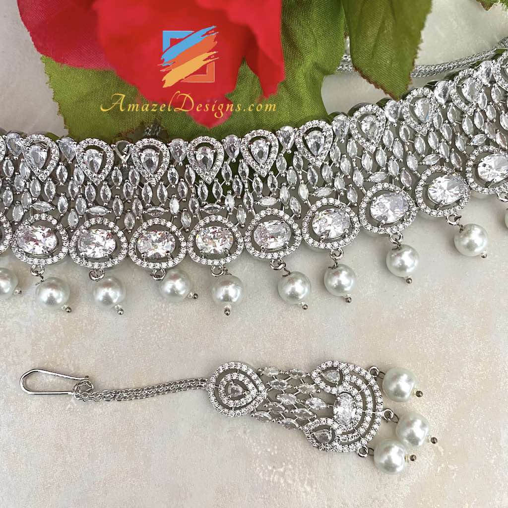 American Diamond (AD) Collana girocollo in argento Orecchini Tikka Set