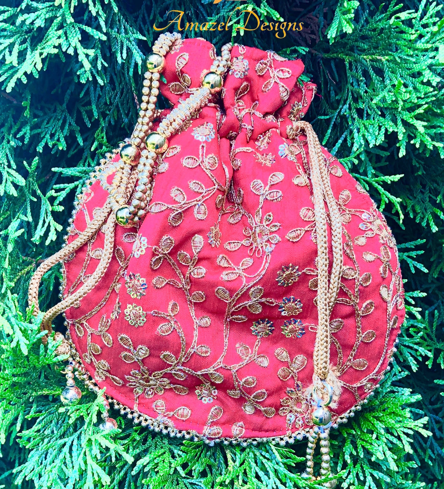 Red Tilla Sippi Potli