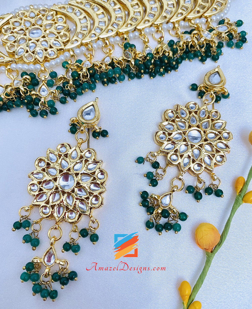 Kundan Green Emerald Choker Necklace Earrings Tikka Set