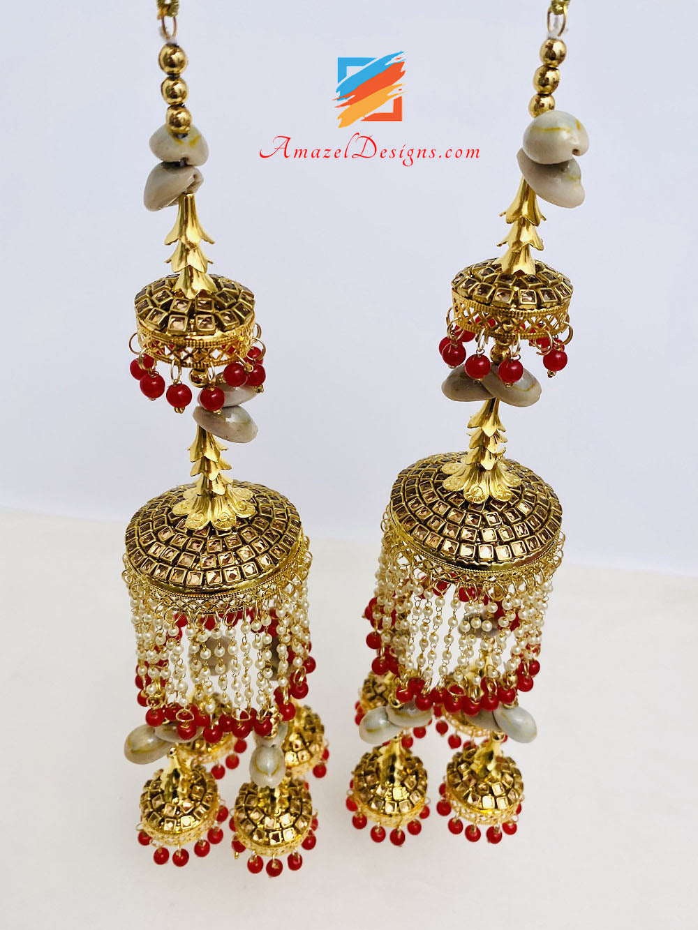 Kundan Kaleere With Red Beads And Kaudiyaan