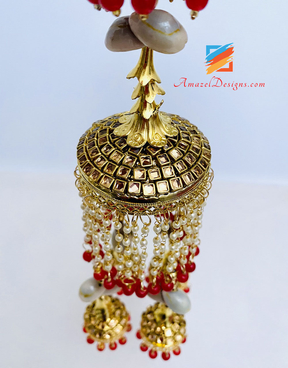 Kundan Kaleere With Red Beads And Kaudiyaan