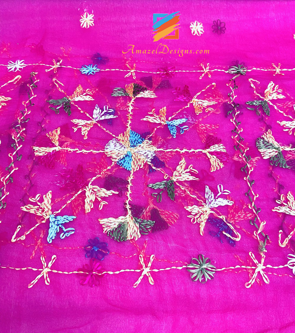 Phulkari magenta (rosa caldo) con Gotta tradizionale