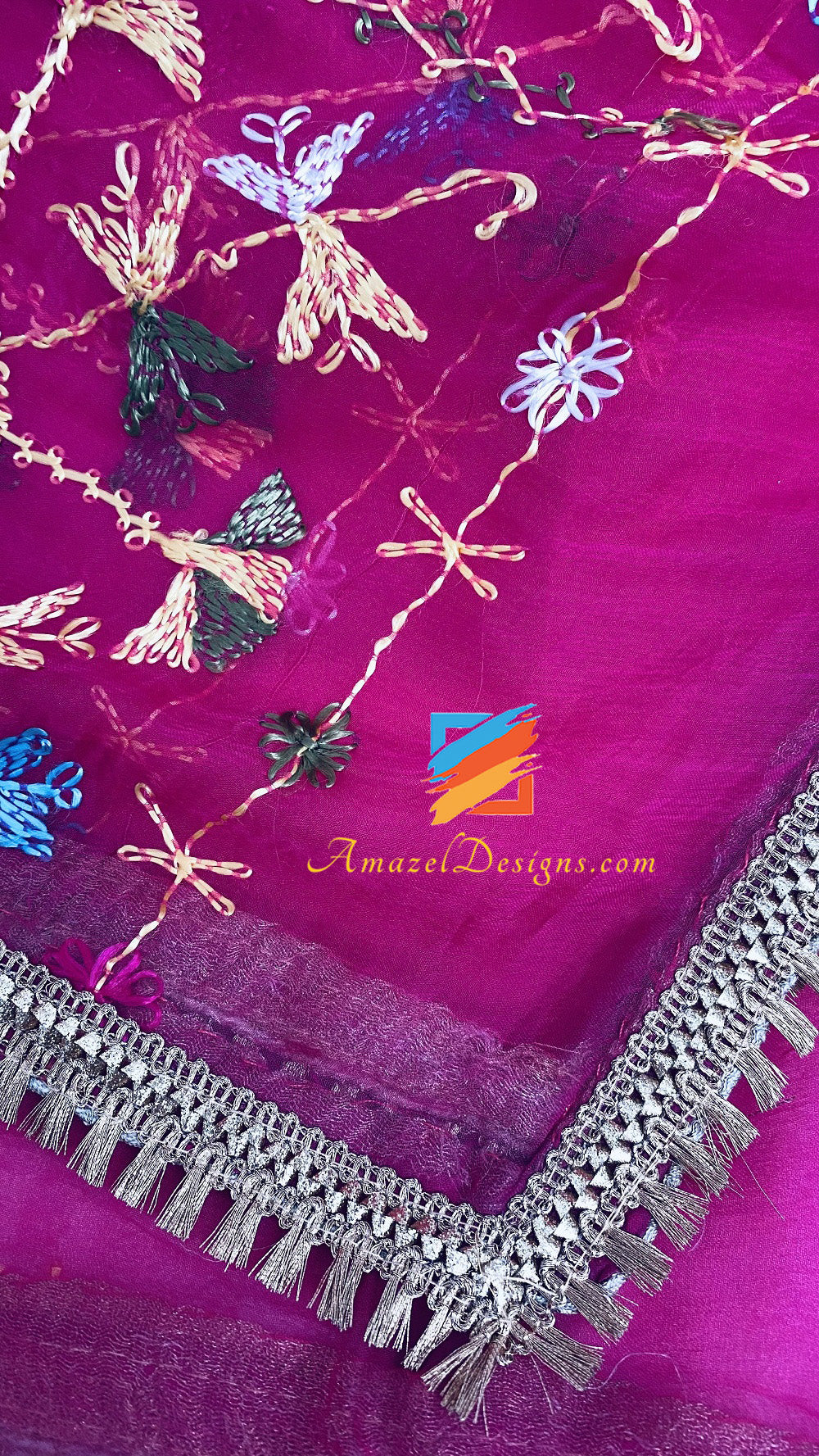 Phulkari magenta (rosa caldo) con Gotta tradizionale