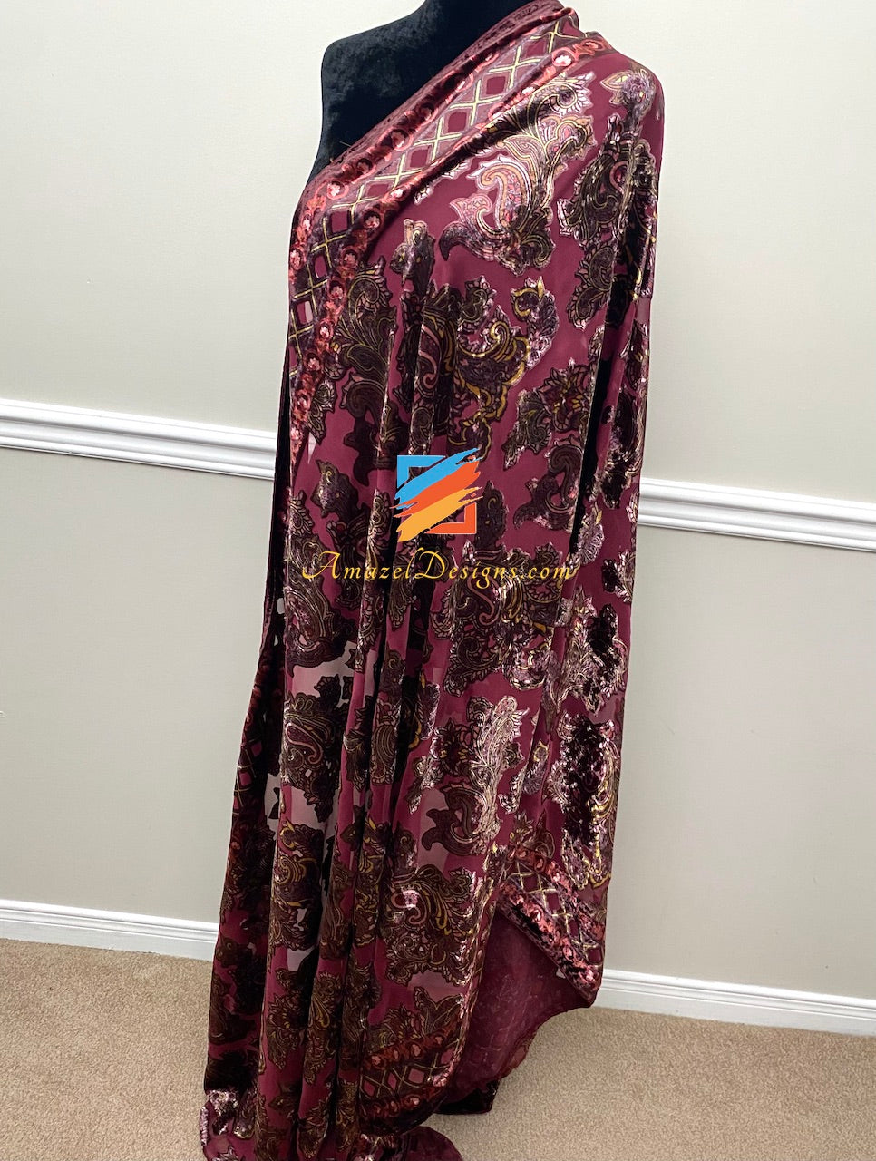 Kastanienbraunes feines Netzsamt, leichte, fließende Duppatta