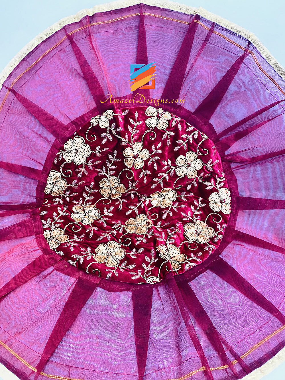 Kastanienbrauner Samtmix Golden Sitara Shagun Rumal