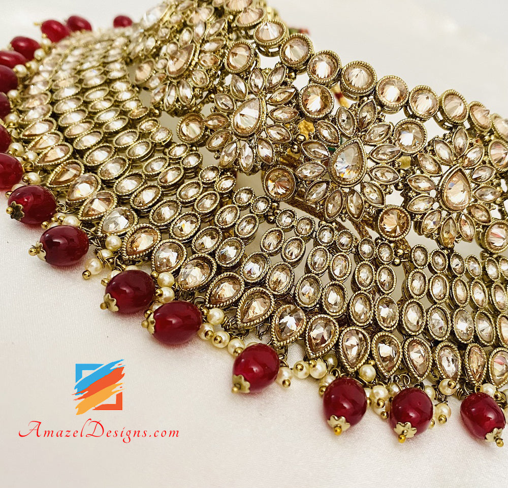 Maroon Ruby Polki Flexible Halskette Ohrringe Tikka Passa Set
