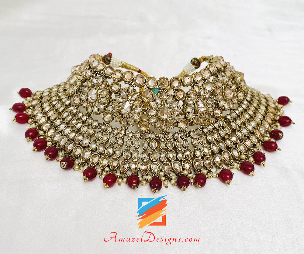 Maroon Ruby Polki Flexible Halskette Ohrringe Tikka Passa Set