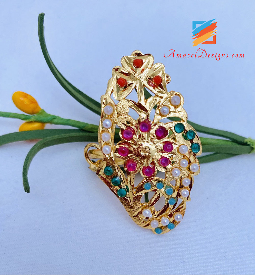 Multicoloured Golden Jadau Rings