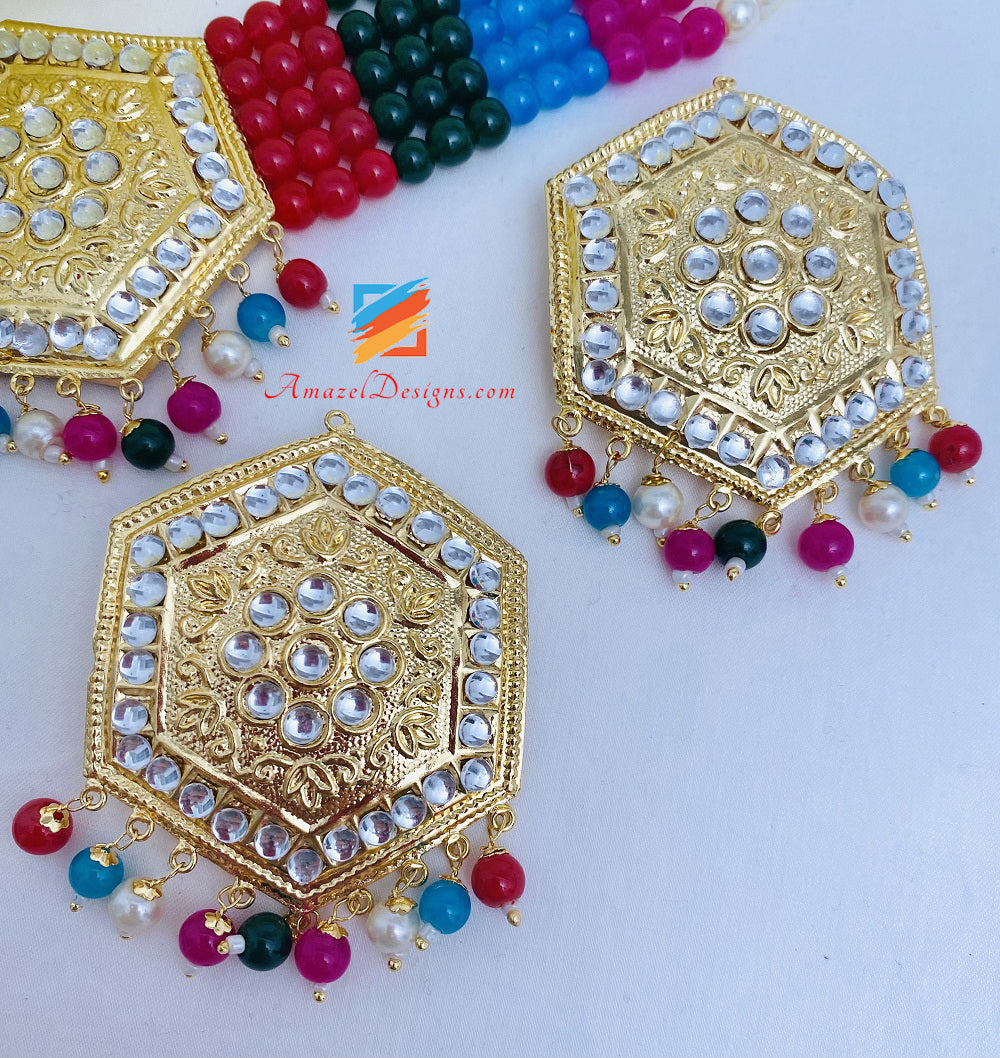 Mehrfarbiges, leichtes Kundan-Halsketten-Ohrstecker-Tikka-Set