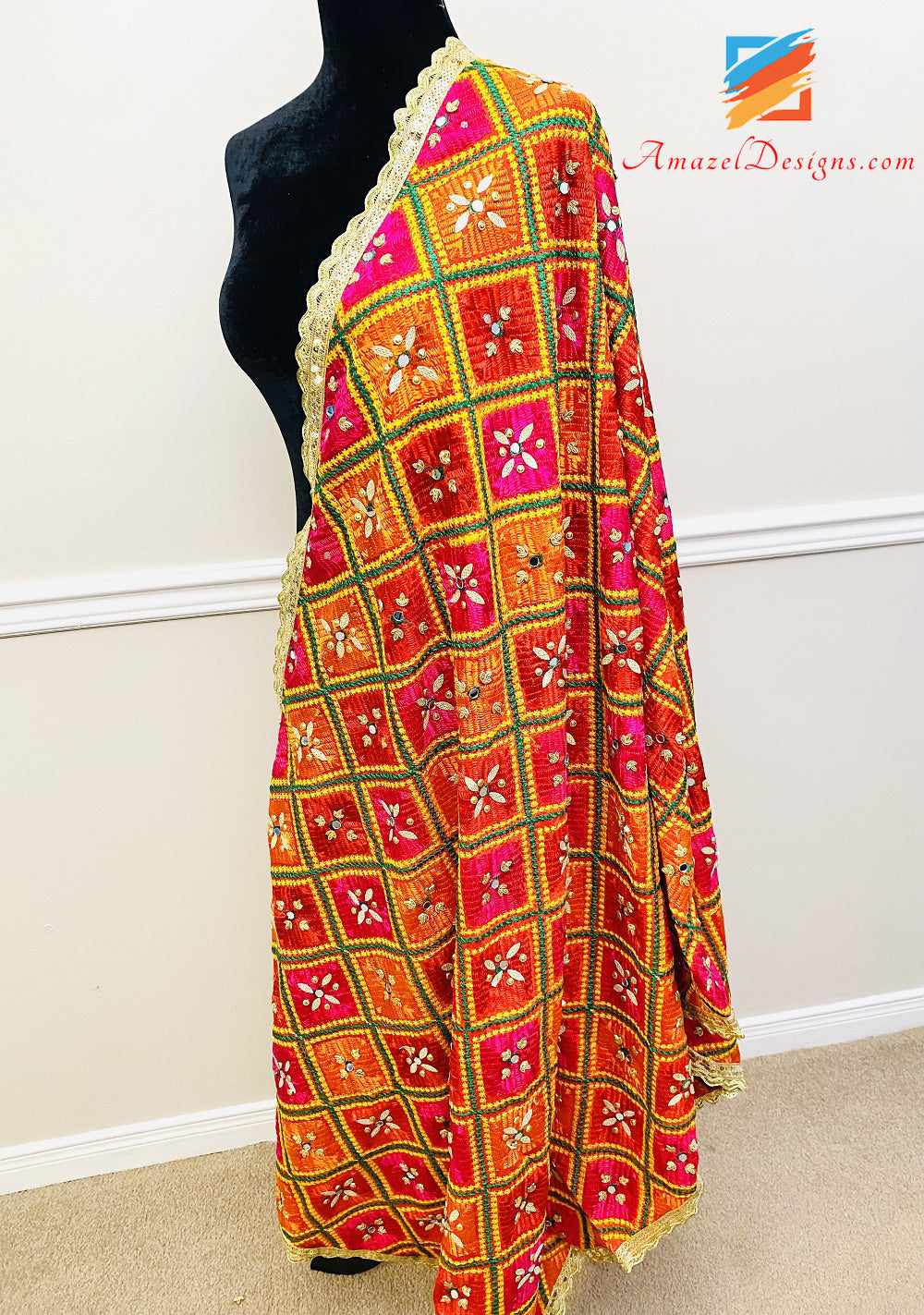 Mehrfarbige Sheesha Fulkari mit Sippi Tilla Gotta