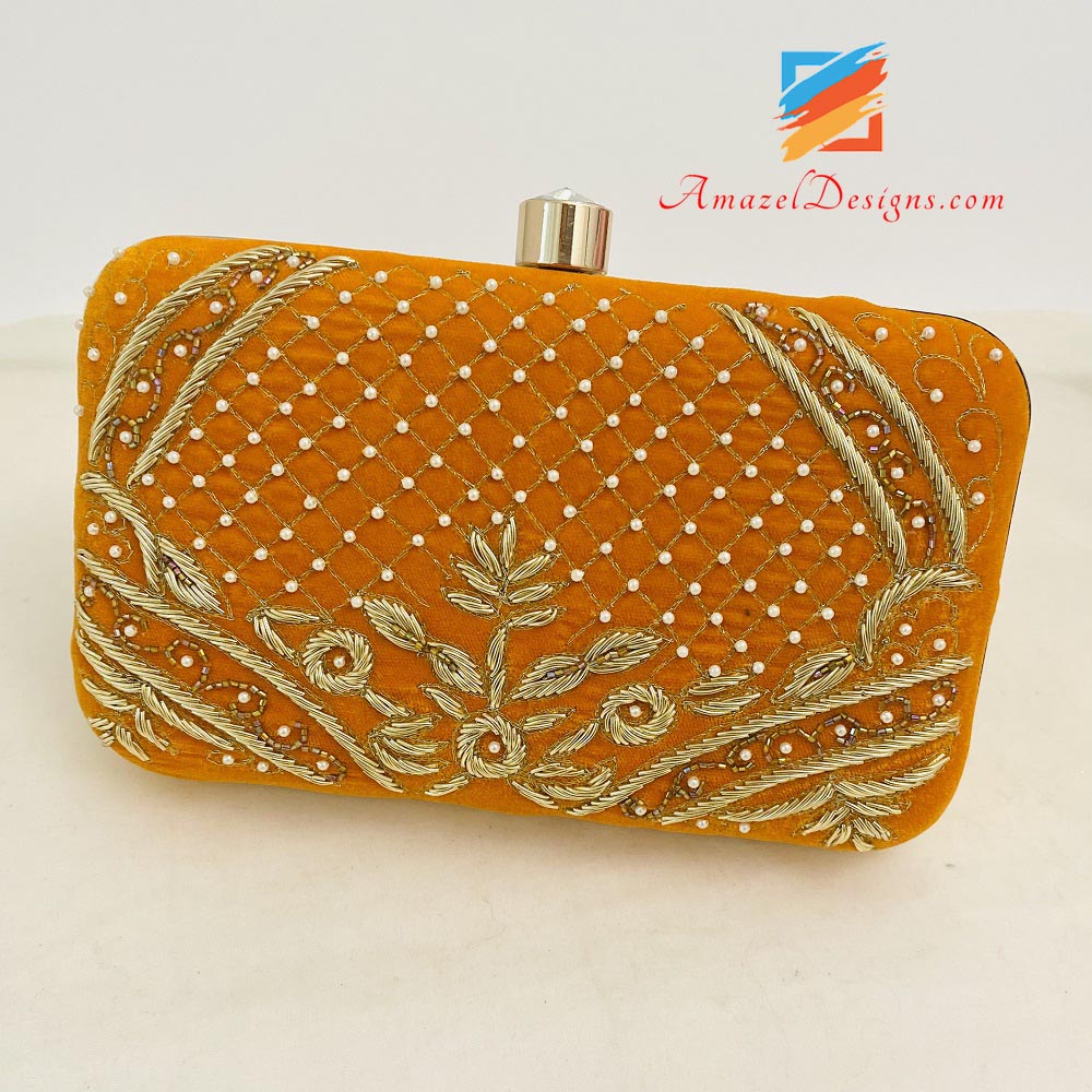 Pochette arancione su entrambi i lati Moti Dabka Work