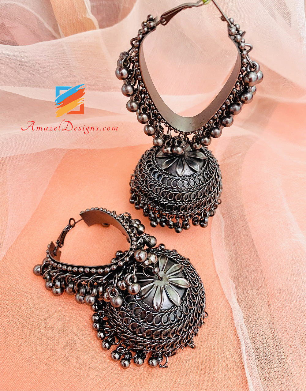Oxidierte schwarze leichte Jhumki Waliyaan Ohrringe