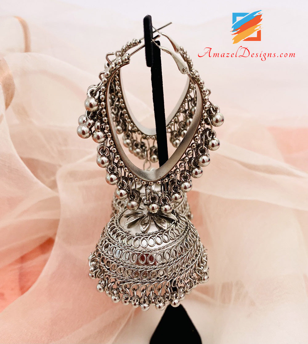 Leichte Ohrringe aus oxidiertem Silber