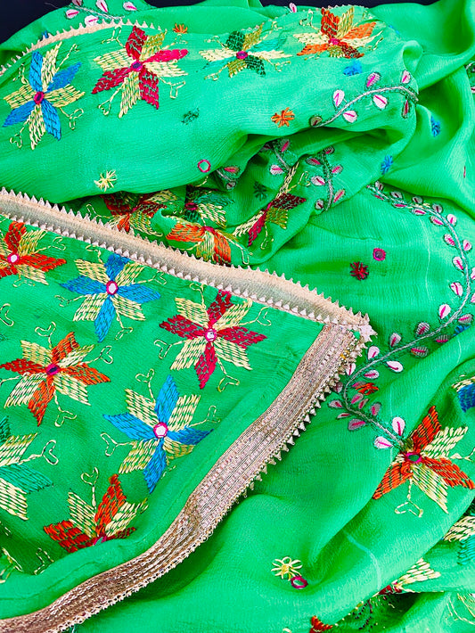 Papagei🦜 Green Gotta Patti Sheesha Phulkari Golden Kinari