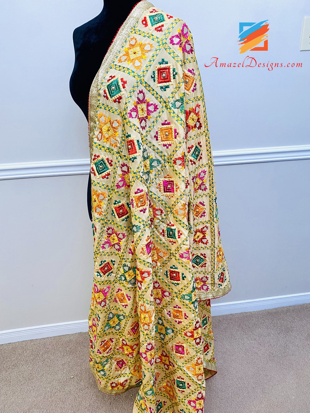 Phulkari Duppatta Kinaari Gotta a quattro lati