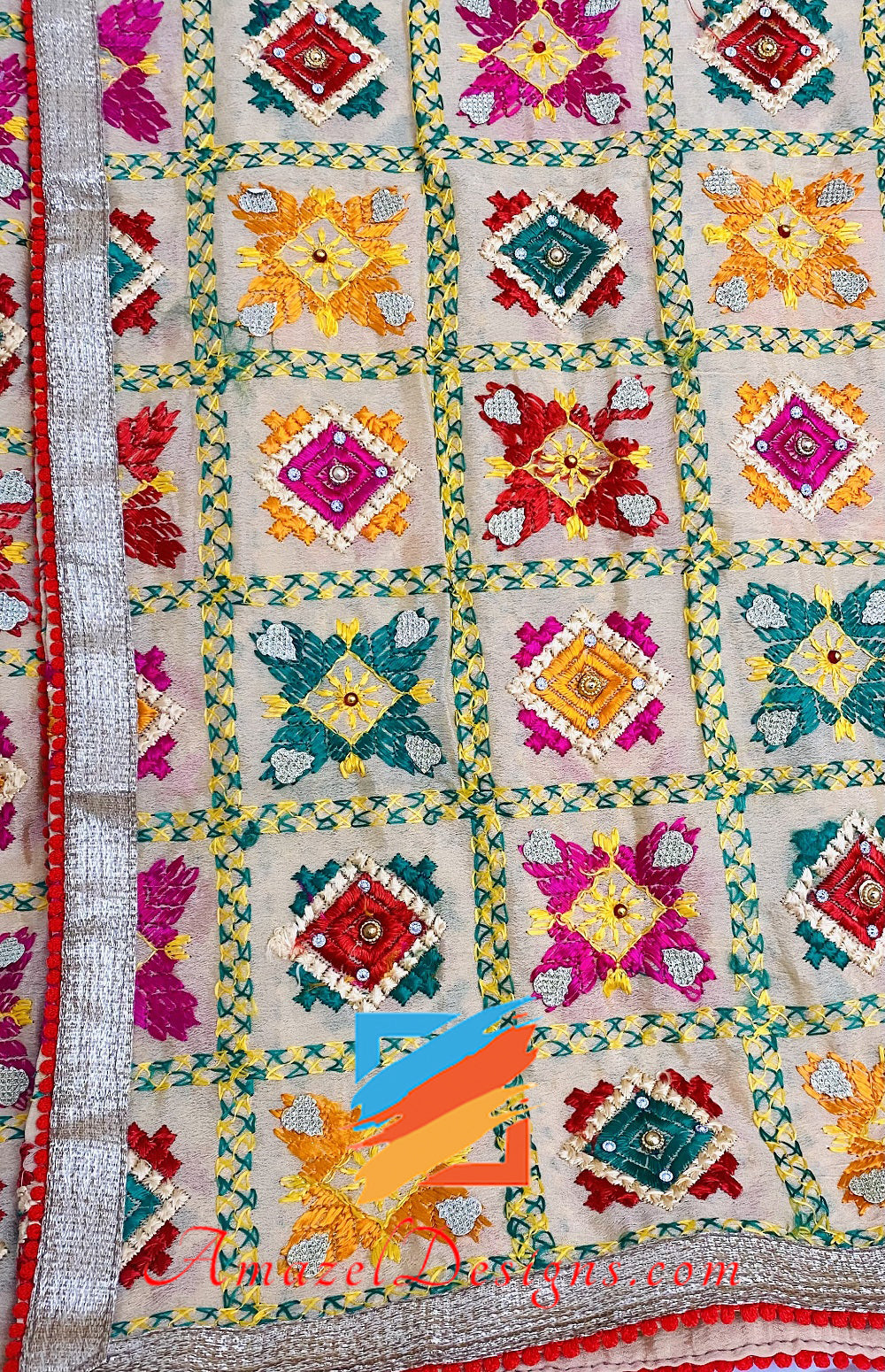 Phulkari Duppatta Kinaari Gotta a quattro lati