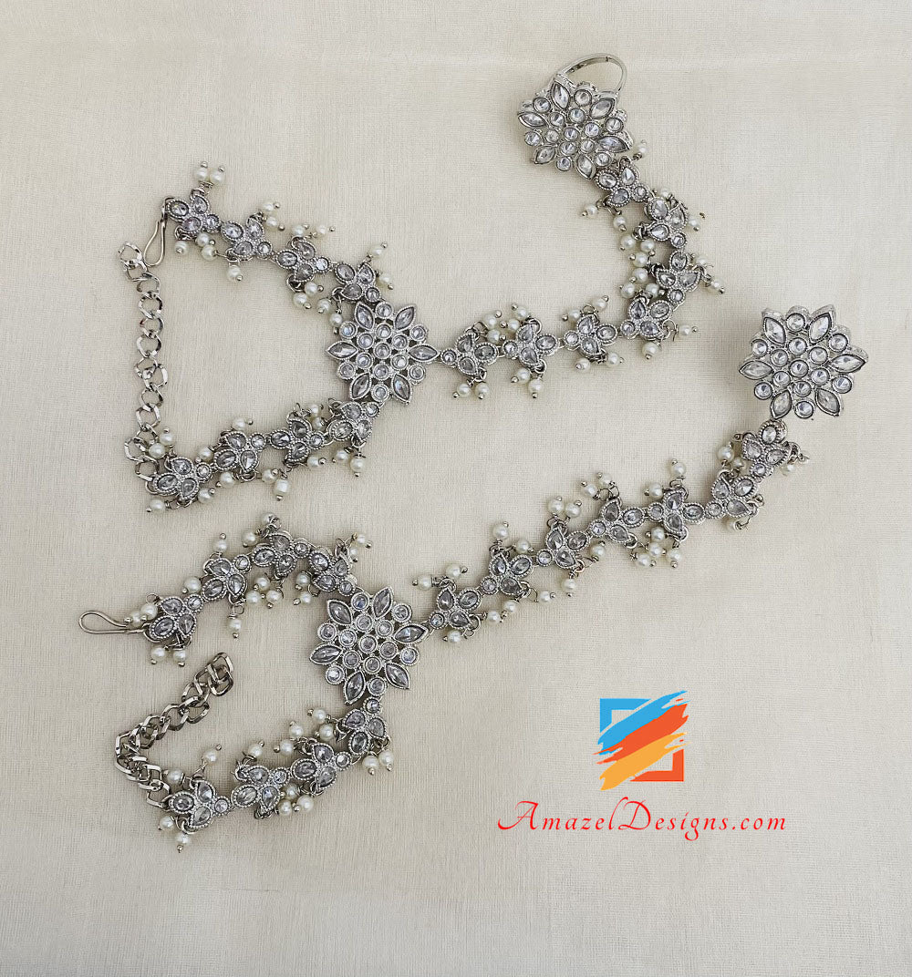 Manipolo in argento Polki con perline bianche