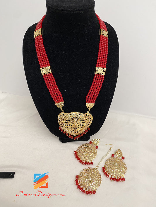 Set di orecchini Tikka Jadau Rani Haar rosso dorato