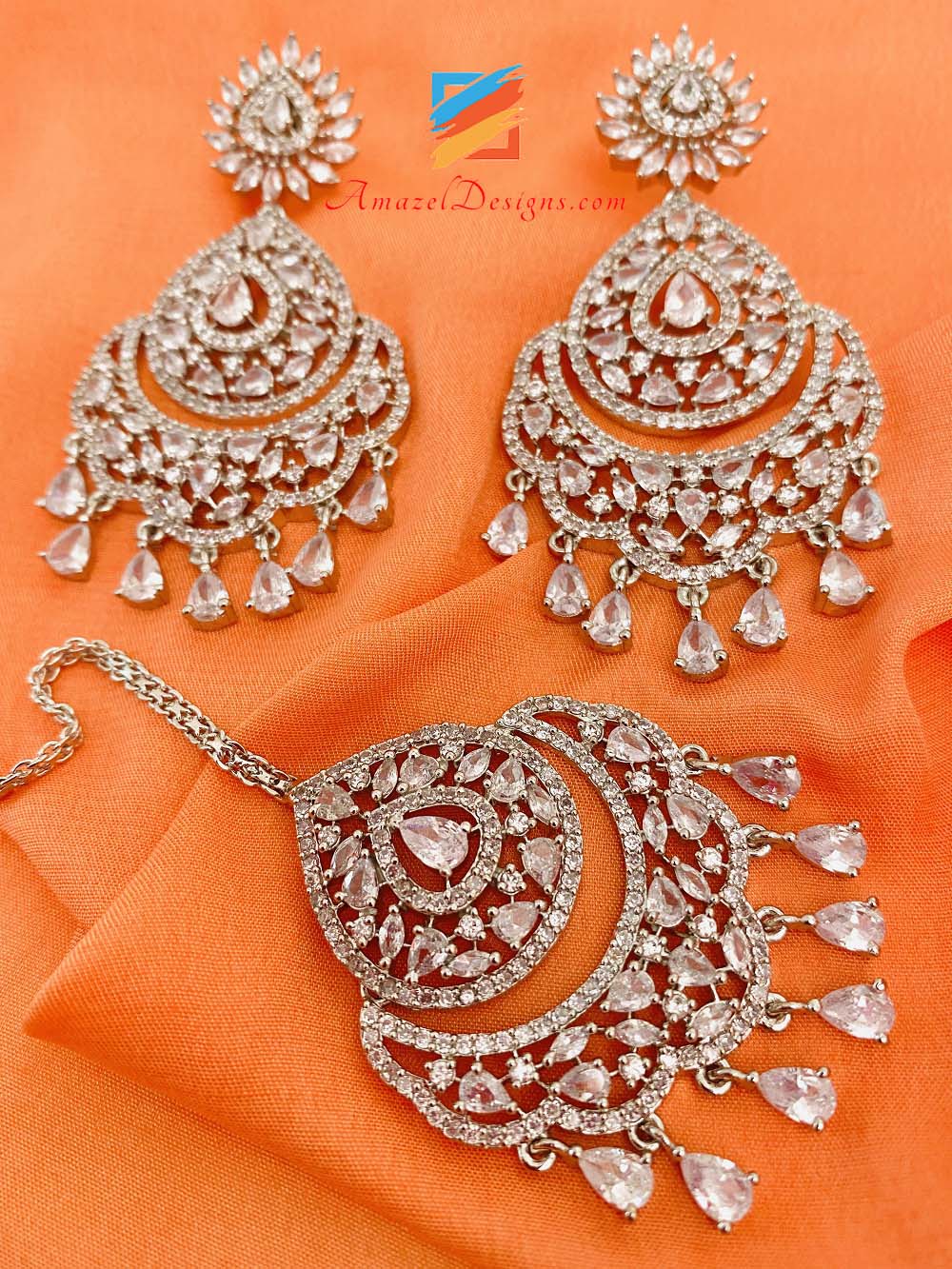 Tikka-Set mit amerikanischen Diamantohrringen aus Silber
